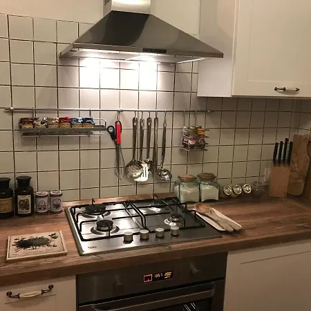 Linda Tiny House In Pg Historic Center Appartement
